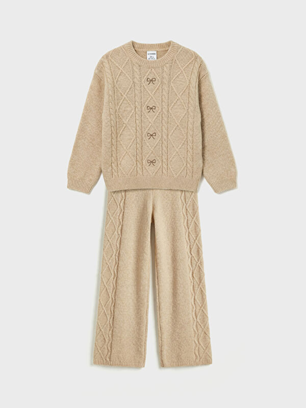 LCW Kids Fiyonk Nakışlı Kız Bebek Triko Kazak ve Pantolon