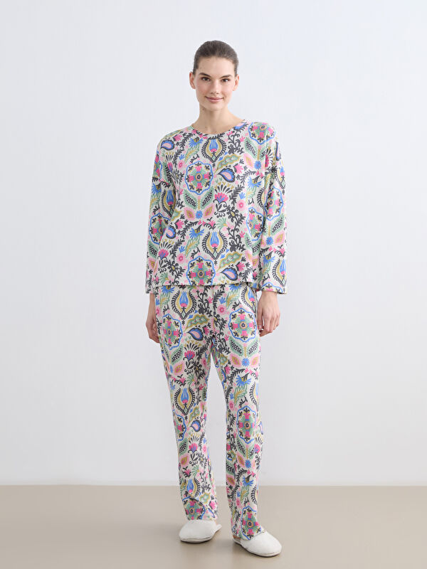 LCW DREAM Crew Neck Patterned Women's Pyjama Set