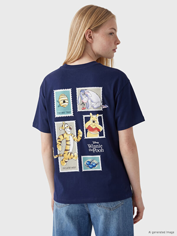 XSIDE Bisiklet Yaka Winnie the Pooh Baskılı Kadın Tişört