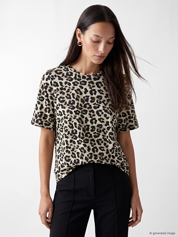 LCW EVERYDAY Leopar Desenli Kadın Tişört