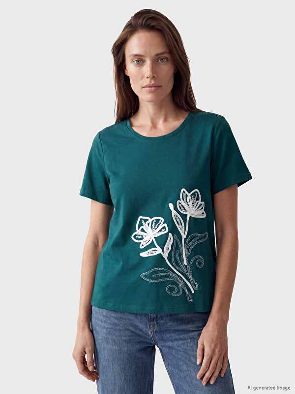 LCW Grace Embroidered 100% Cotton Women's T-Shirt