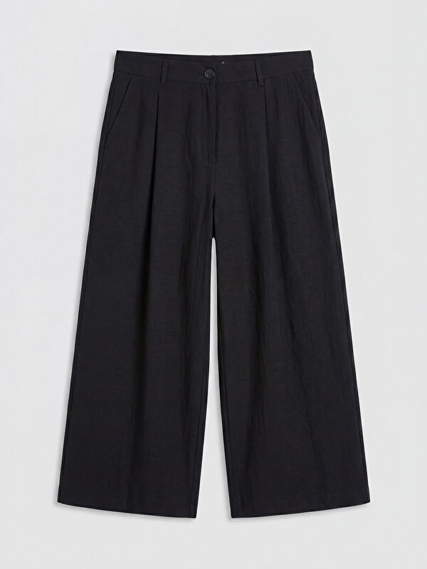 LCW Modest Geniş Paça Pileli Kadın Kumaş Pantolon