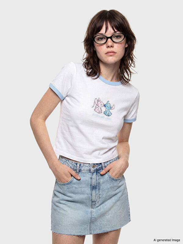 XSIDE Bisiklet Yaka Stitch ve Angel Baskılı Kadın Tişört