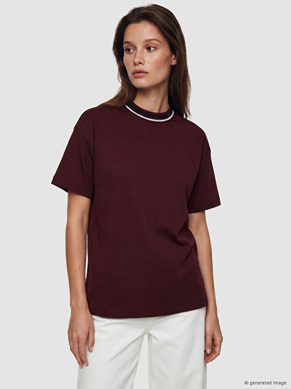 LCW Modest Bisiklet Yaka Soft Touch Kadın Tişört