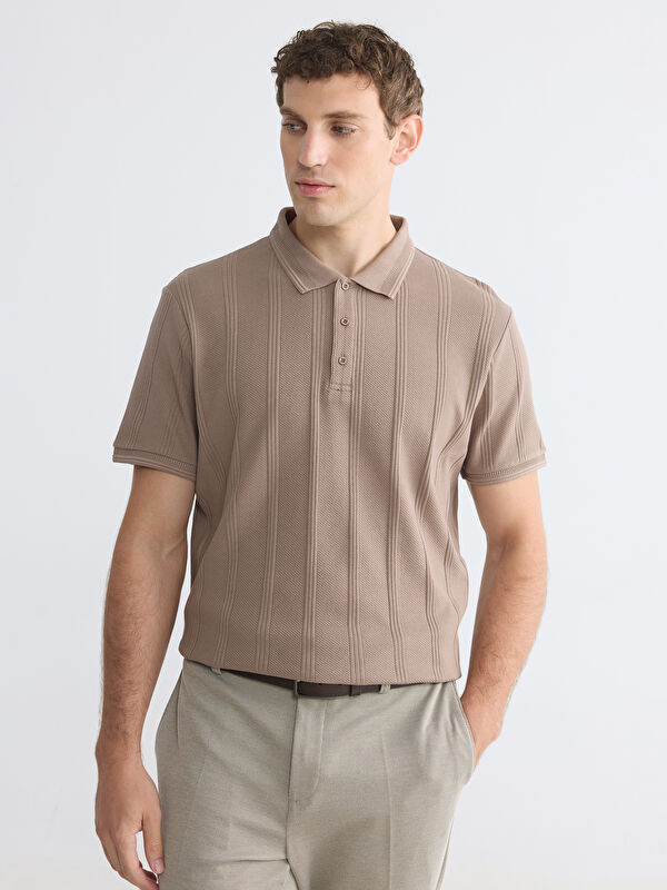 LCWAIKIKI Classic Polo Yaka Dokulu Erkek Tişört
