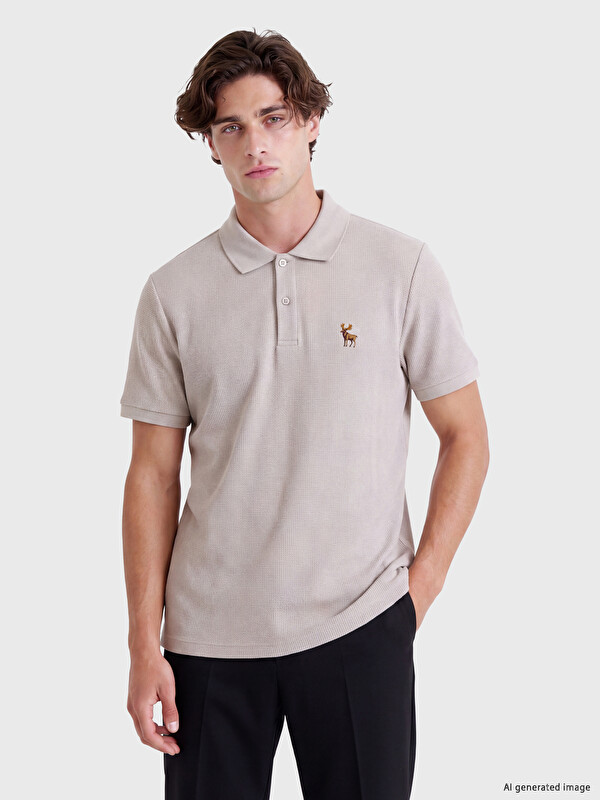 LCW Vision Polo Yaka Nakışlı Erkek Tişört