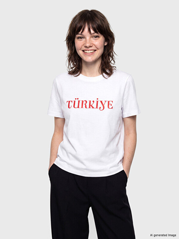 KOOR SPORT Bisiklet Yaka Türkiye Baskılı Kadın Spor Tişört