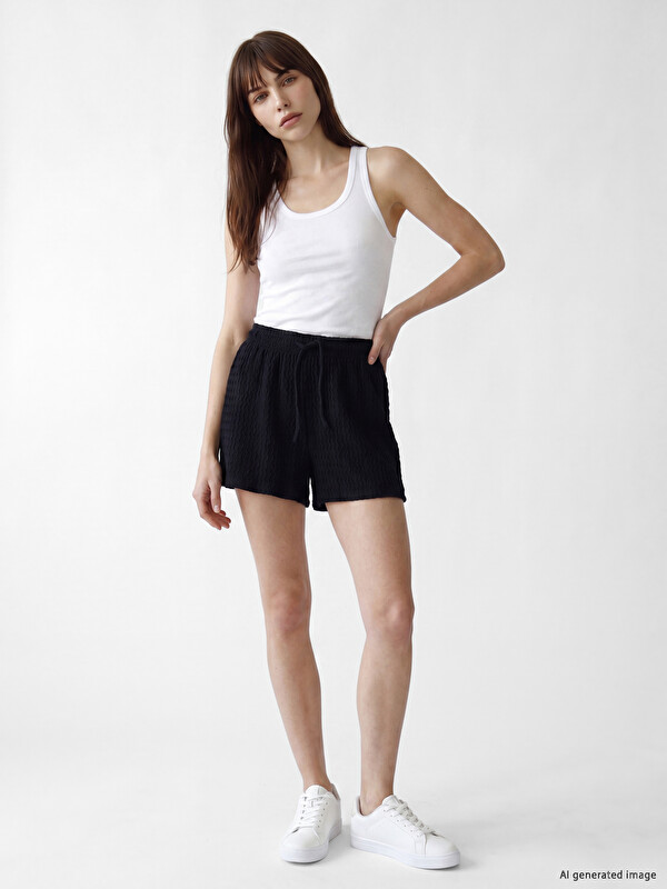 LCW Vision Elastic Waist Textured Women's Shorts