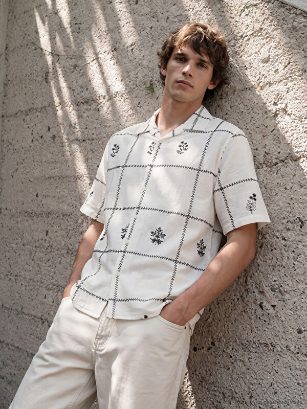 LCW Vision Regular Fit Desenli Erkek Gömlek