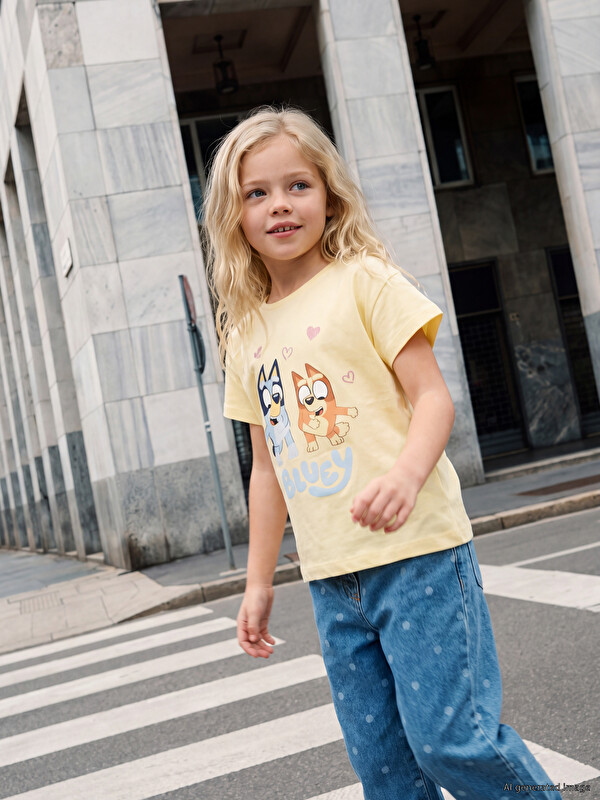 LCW Kids Crew Neck Bluey Printed Girls' T-Shirt