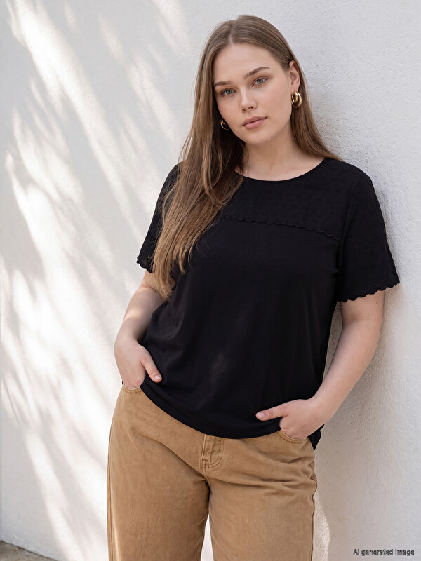 LCW Curve Plus Size Crew Neck Embroidered Blouse