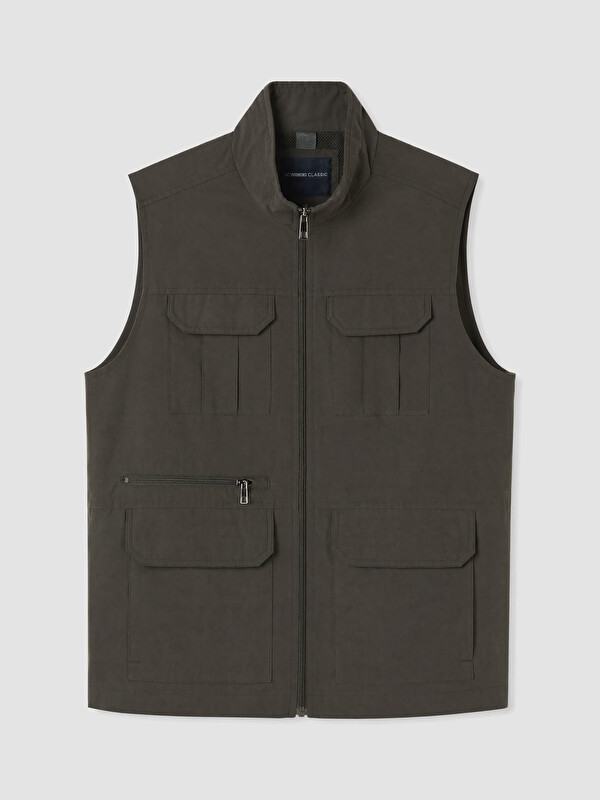 LCWAIKIKI Classic Regular Fit Dik Yaka Erkek Yelek