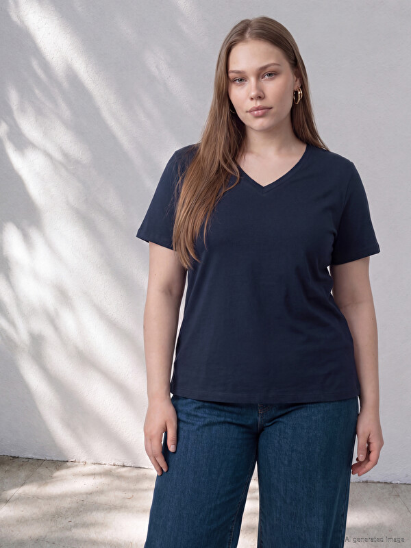 LCWAIKIKI Curve Woman Navy T-Shirt