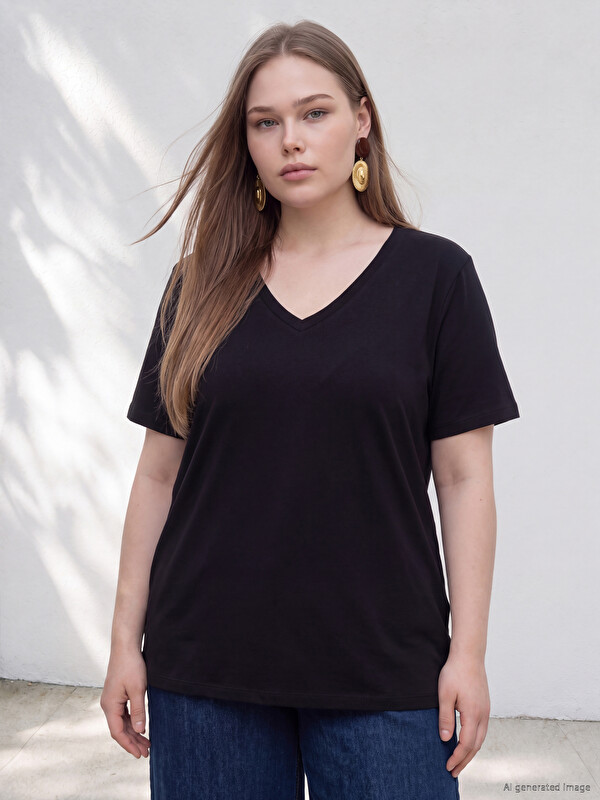 LCWAIKIKI Curve Woman Black T-Shirt