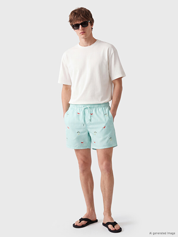LCW SWIMWEAR Kısa Boy Nakışlı Erkek Deniz Şortu