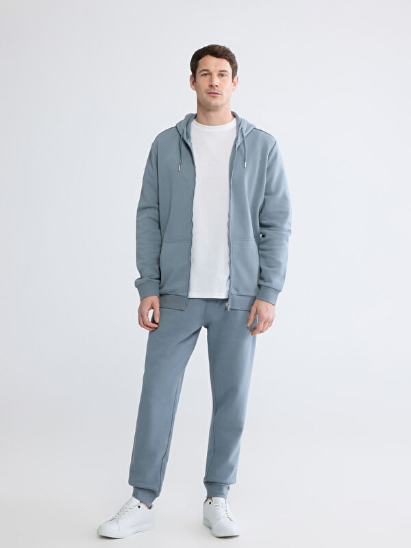 LCWAIKIKI Classic Men's Thick Jogger Sweatpants in a Regular Fit