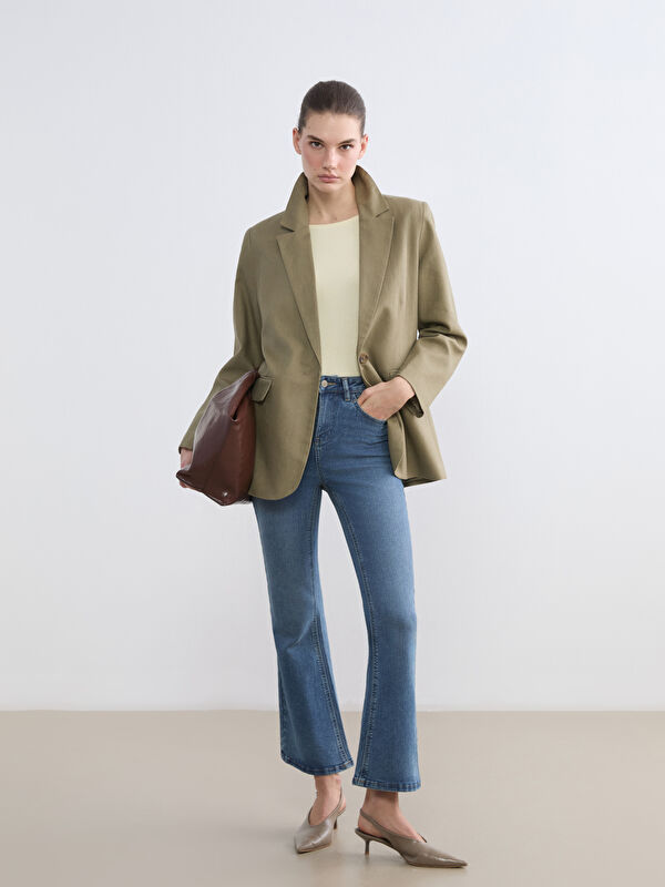 LCW Jeans سروال جينز نسائي بقصة شعلة