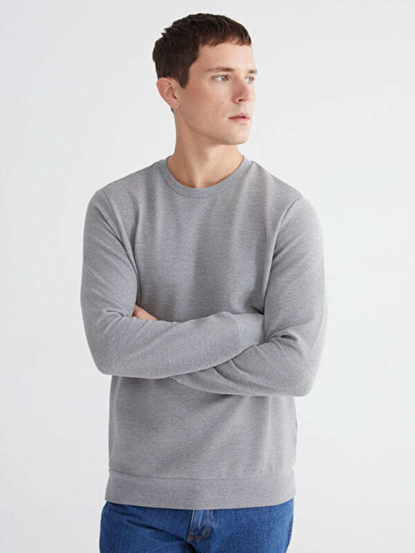 LCWAIKIKI Classic Bisiklet Yaka Erkek Sweatshirt