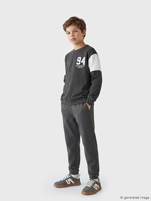 LCW Kids Bisiklet Yaka Baskılı Erkek Çocuk Eşofman Takımı