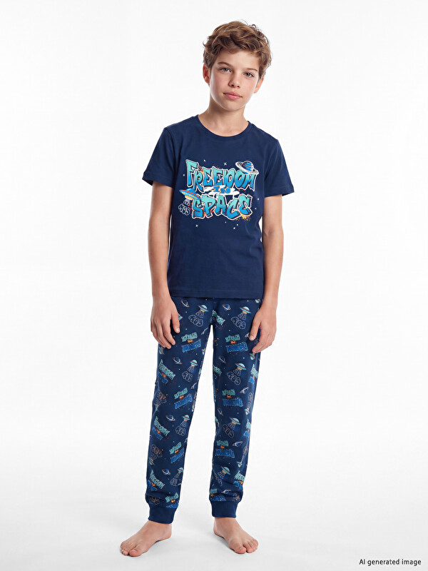 LCW Kids Printed Boys' Pyjama Set