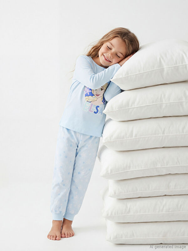LCW Kids Elsa Baskılı Kız Çocuk Pijama Takımı
