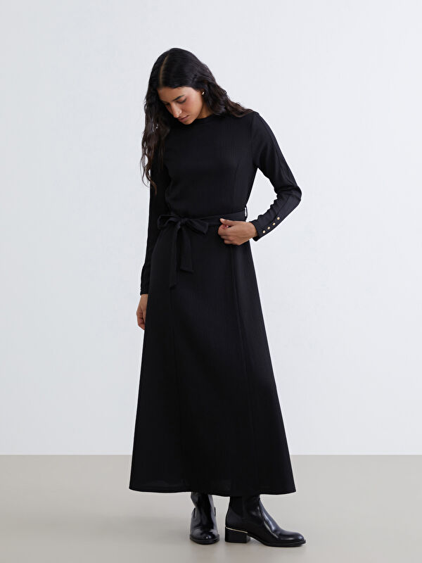 LCW Modest Strukturiertes Kleid mit Rundhalsausschnitt und Gürtel