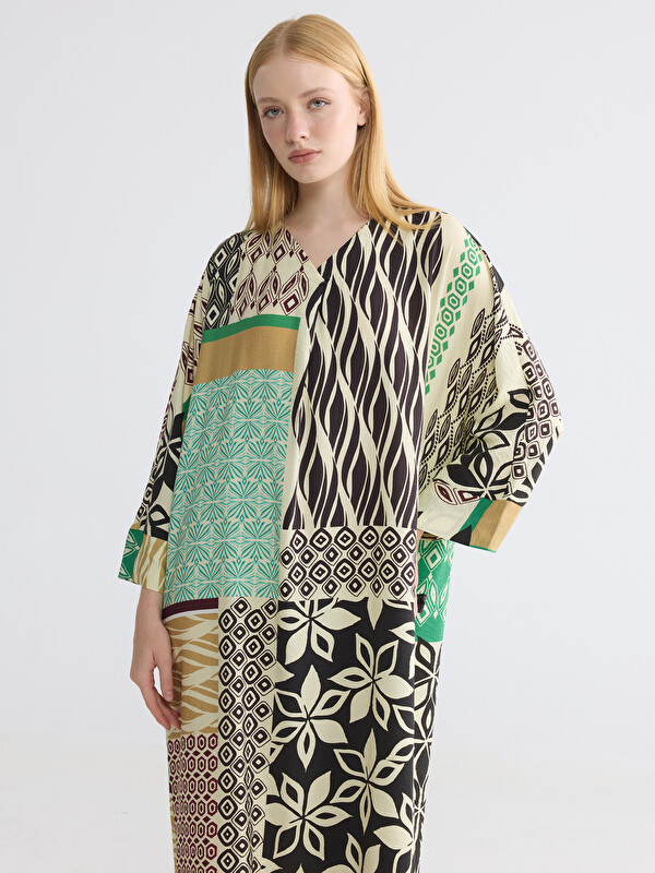 LCW Modest Haljina A kroja sa uzorkom i V izrezom, oversize kroja