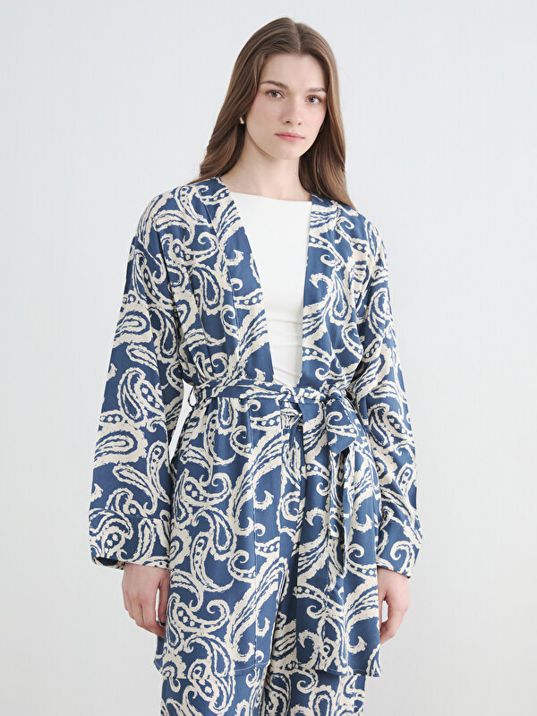 LCW Modest کیمۆنۆی یاخه‌ی شاڵی نەخشدار ئۆڤەرسایز ژنانه‌