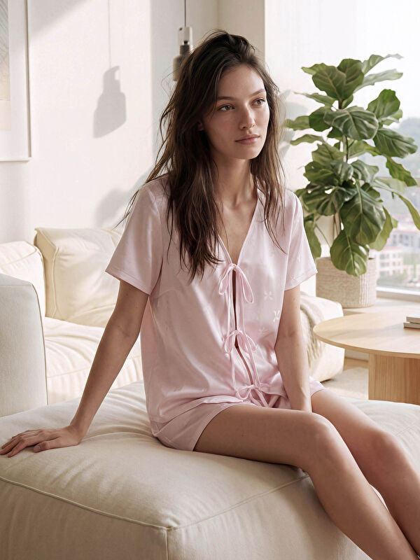 LCW DREAM Fiyonk Desenli Saten Kadın Şortlu Pijama Takımı