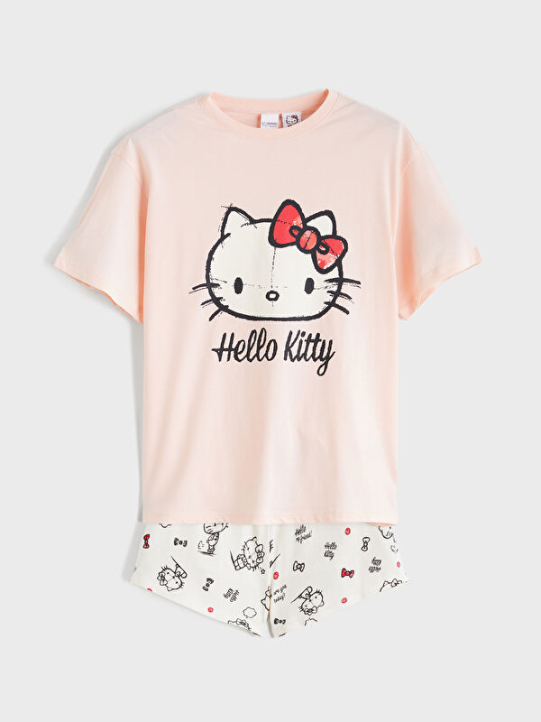 LCW Kids طقم بيجامة قصيرة مطبوعة للبنات من Hello Kitty