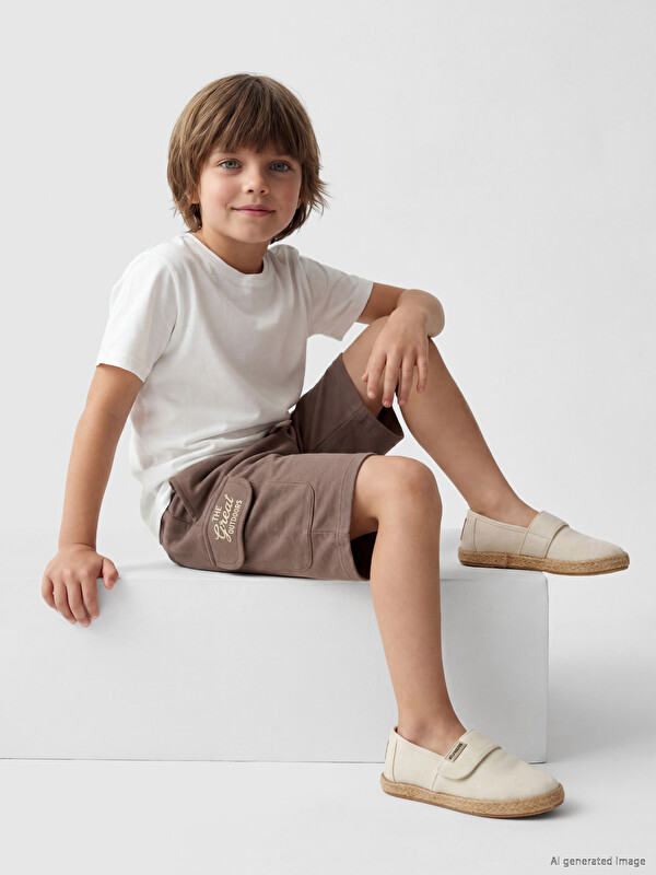 LCW Kids Erkek Çocuk Kargo Cepli Şort