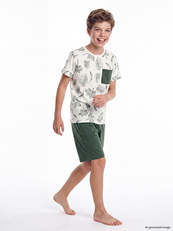 LCW Kids Bisiklet Yaka Erkek Çocuk Şortlu Pijama Takımı