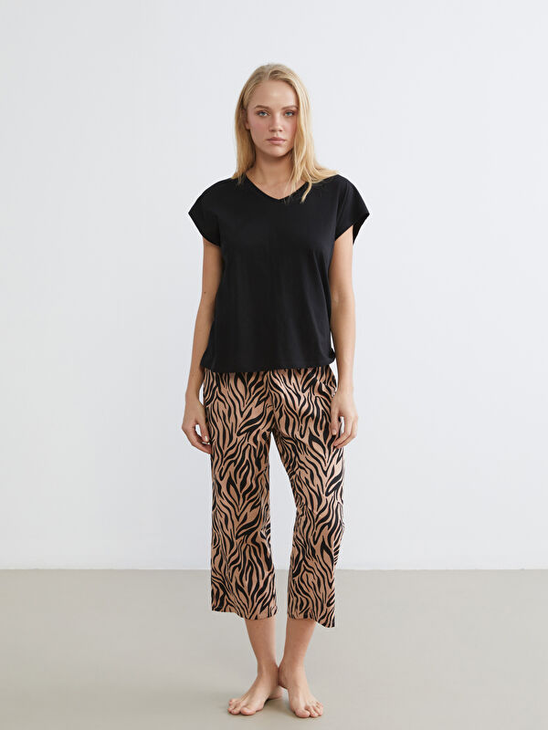 LCW DREAM Capri-Pyjama-Set mit V-Ausschnitt für Damen