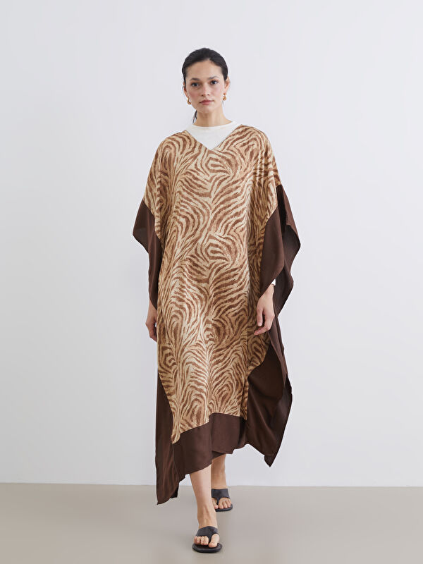 LCW Modest فستان ساتان منقوش بياقة على شكل حرف V