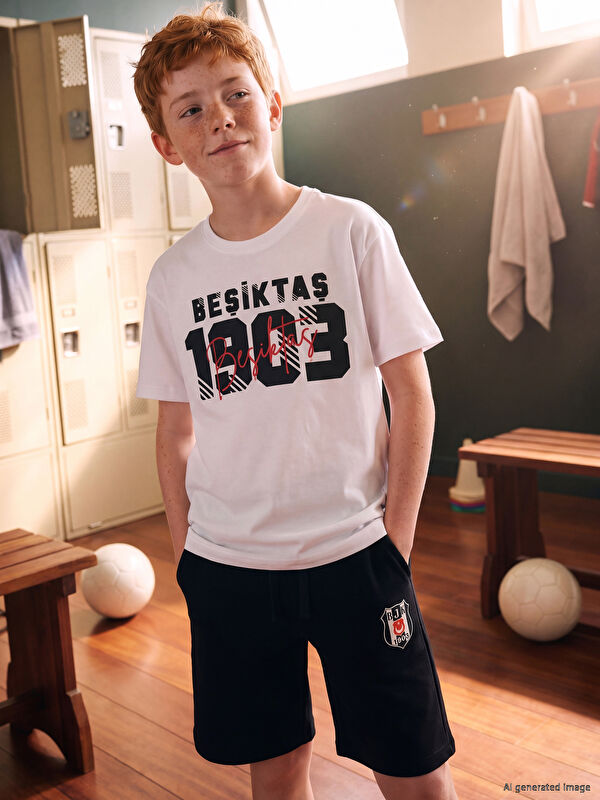 LCW Kids Bisiklet Yaka Beşiktaş Baskılı Erkek Çocuk Tişört ve Şort