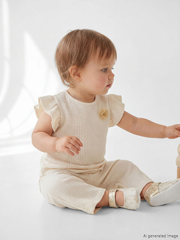 LCW baby Çiçek Aplikeli Fırfırlı Kız Bebek Bluz ve Tayt