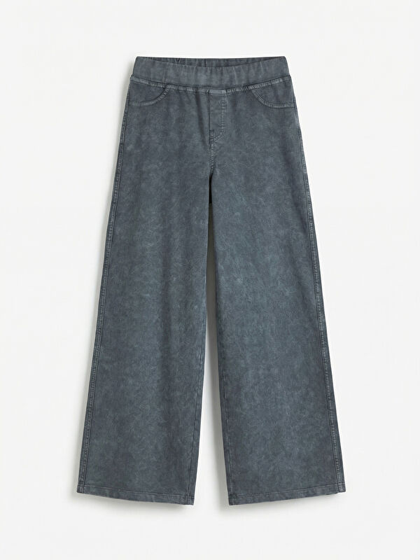 LCW Kids Girls' denim-look wide-leg sweatpants.