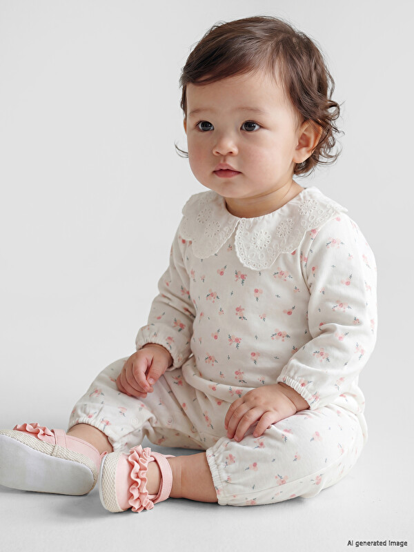 LCW baby Bebe Yaka Çiçekli Kız Bebek Tulum