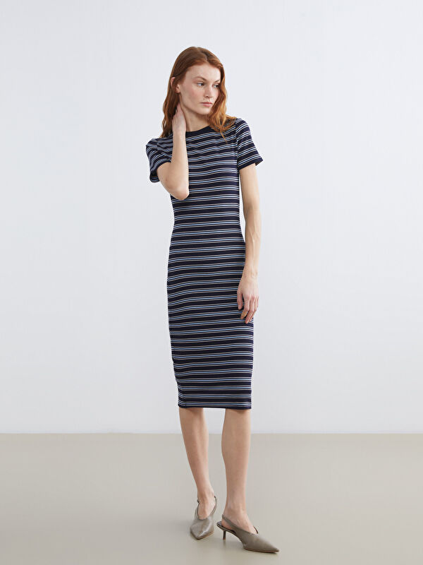 LCW Vision Gestreiftes figurbetontes Kleid mit Rundhalsausschnitt