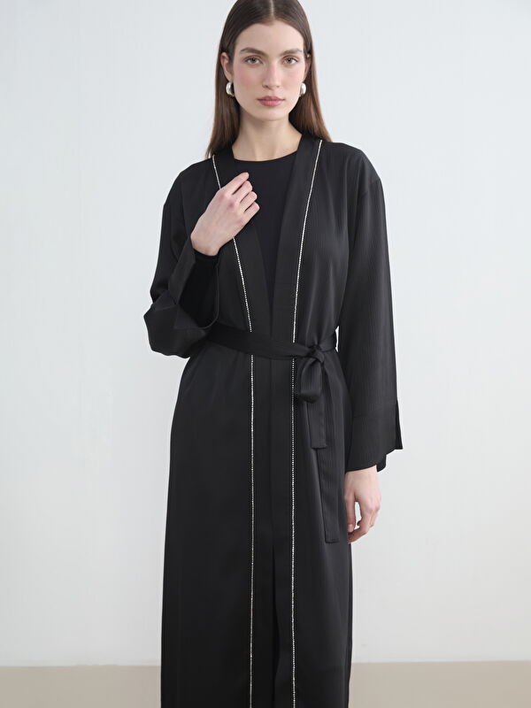 LCW Modest كيمونو ساتان واسع الحجم للسيدات بياقة شال مع وشاح