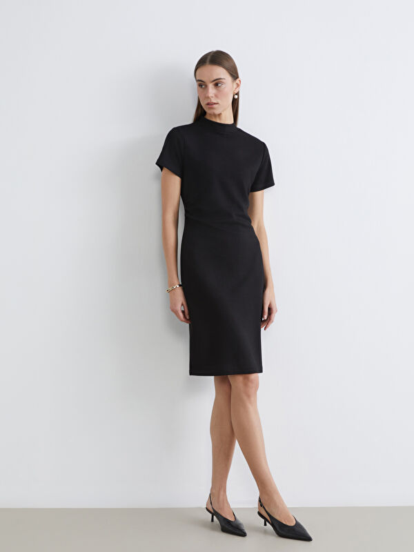 LCW Comfort Robe Froncée à Col Montant pour Femmes
