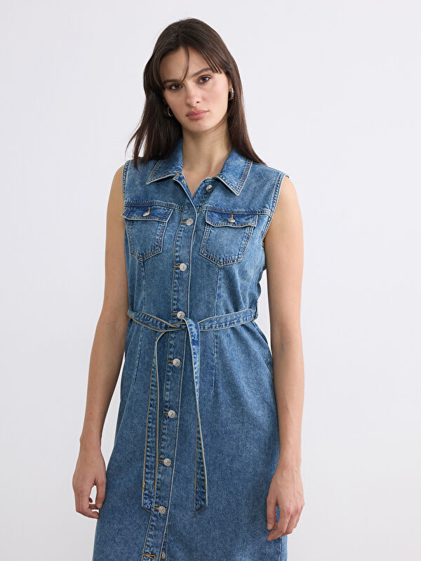 LCWAIKIKI Classic Denimkleid mit Kragen und Taillenschärpe