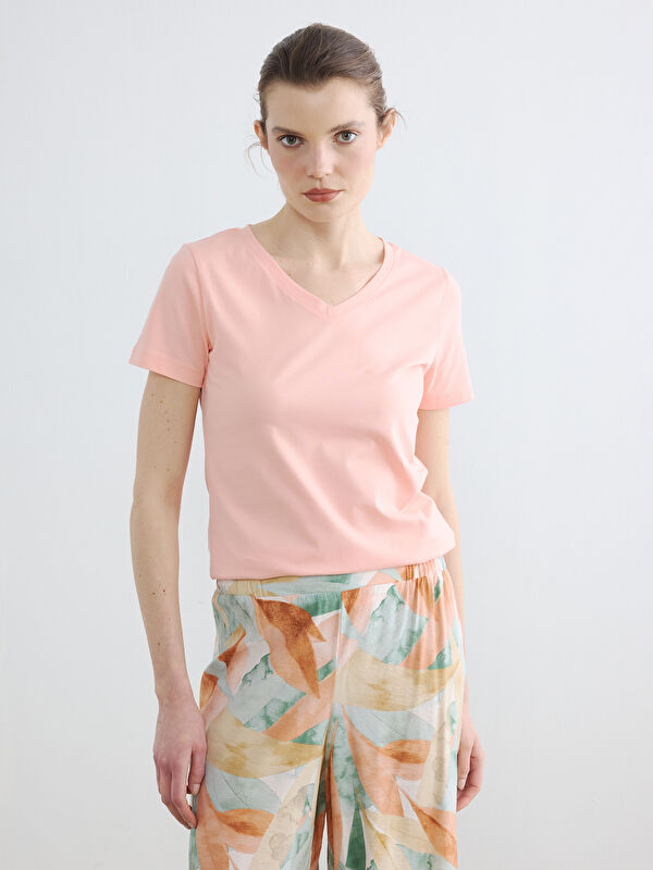 LCWAIKIKI Basic T-Shirt mit V-Ausschnitt für Damen