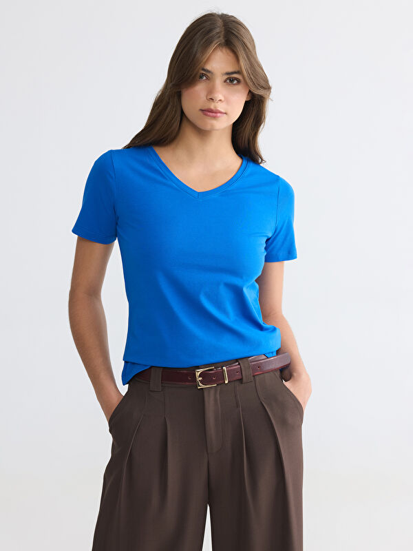 LCWAIKIKI Basic T-Shirt mit V-Ausschnitt für Damen