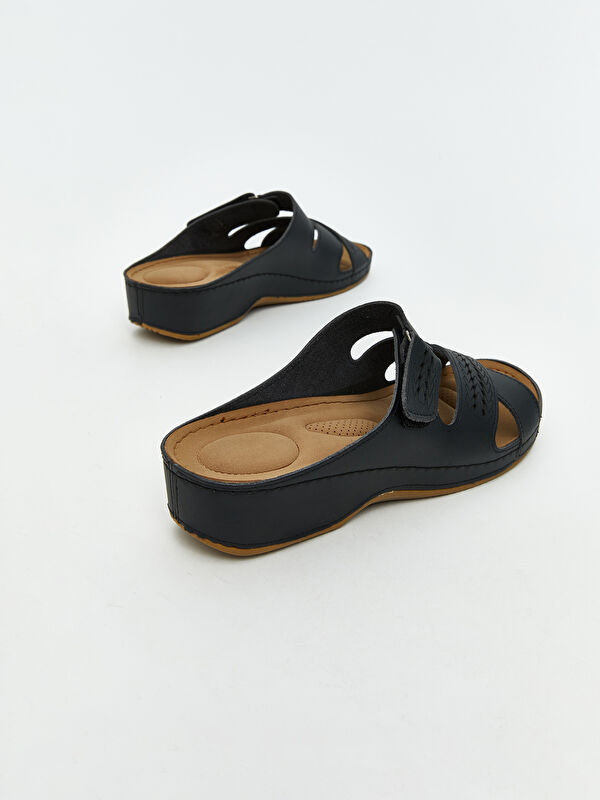 Deri Görünümlü Kadın Terlik - Görsel 6