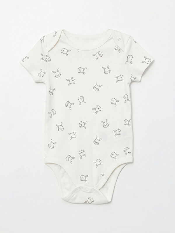 LCW baby Bisiklet Yaka Tavşan Baskılı Kız Bebek Çıtçıtlı Body