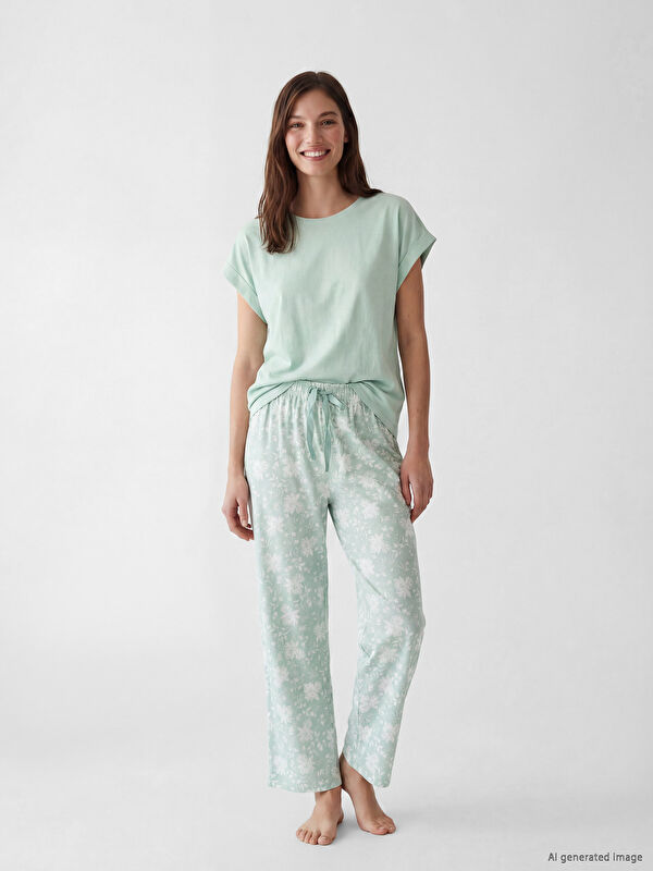 LCW DREAM Bisiklet Yaka Desenli Kadın Kaprili Pijama Takımı