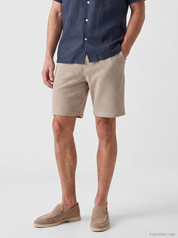 LCWAIKIKI Classic Regular Fit Erkek Şort