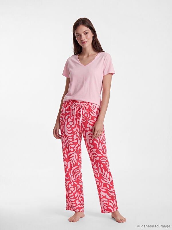 LCW DREAM V Yaka Desenli Kadın Pijama Takım