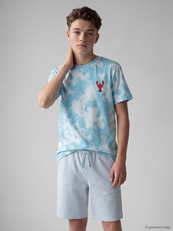 LCW Kids Bisiklet Yaka Batik Desenli Erkek Çocuk Tişört